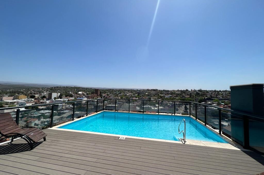 miralejos-carlos-paz-piscina